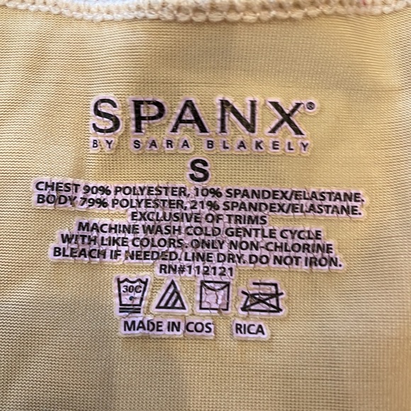 SPANX BY SARA BLAKELY Scoop Neck Sleeveless Tank Color Beige  Size Small - Picture 4 of 6